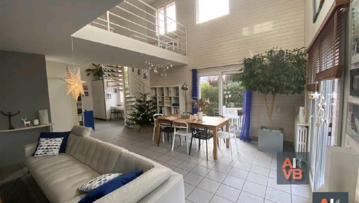 CENTRE VILLE 10 MN A PIED