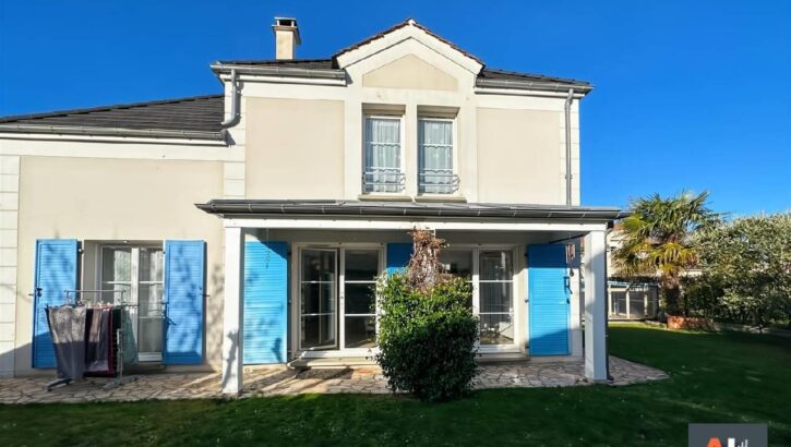 VILLA de 195m² avec 5 Chambres